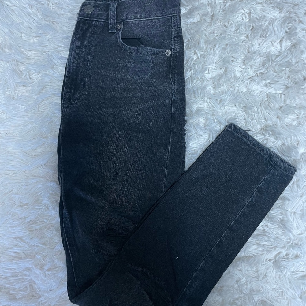 American Eagle Mom Jeans